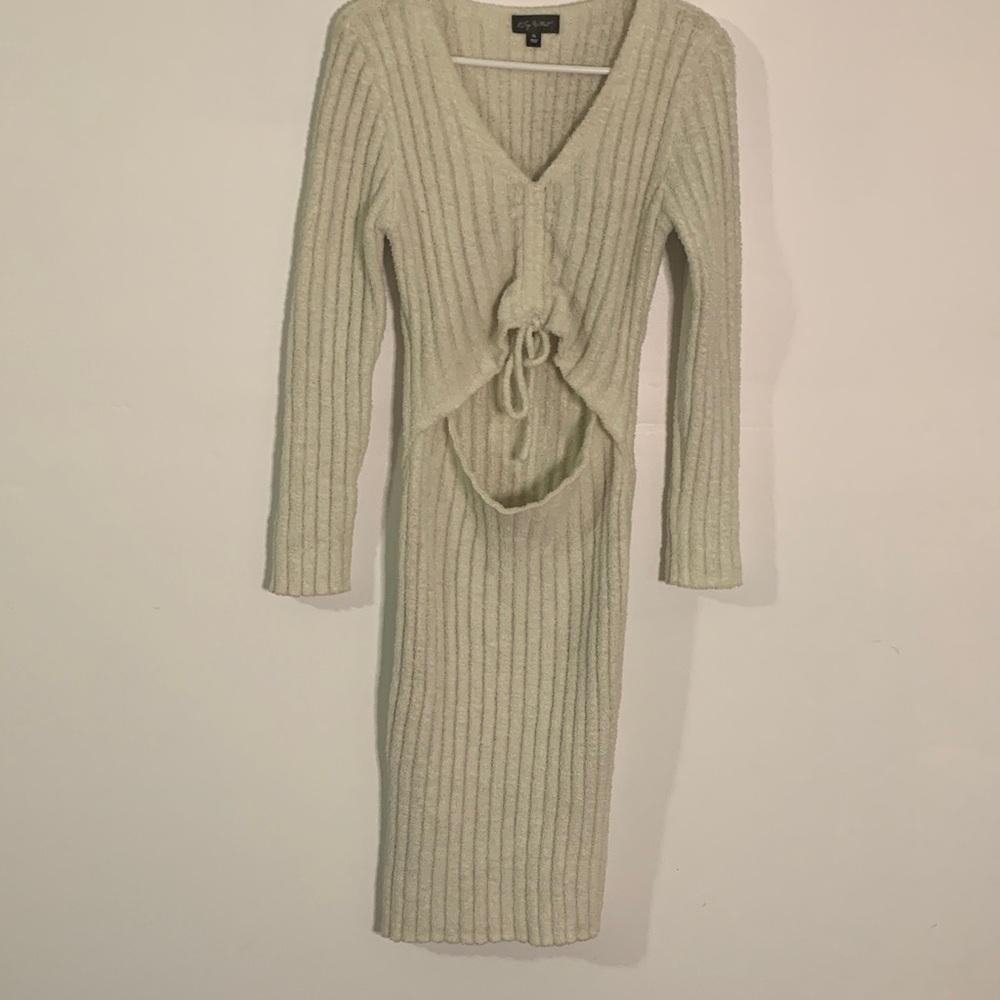 Elegant Cream Long Sleeve Knit Dress